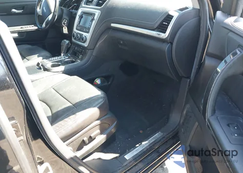 2017 GMC Acadia Limited z USA, uszkodzony, nr VIN 1GKKVSKD8HJ129135